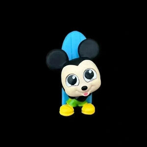 Disney Doorables: Let’s Go Series Rare Figurine – Tropical Getaway– Mickey Mouse